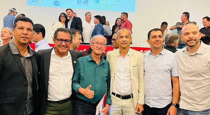 Camacã: Prefeito Paulo do Gás participa de reunião em Salvador para discutir a queda do repasse do FPM